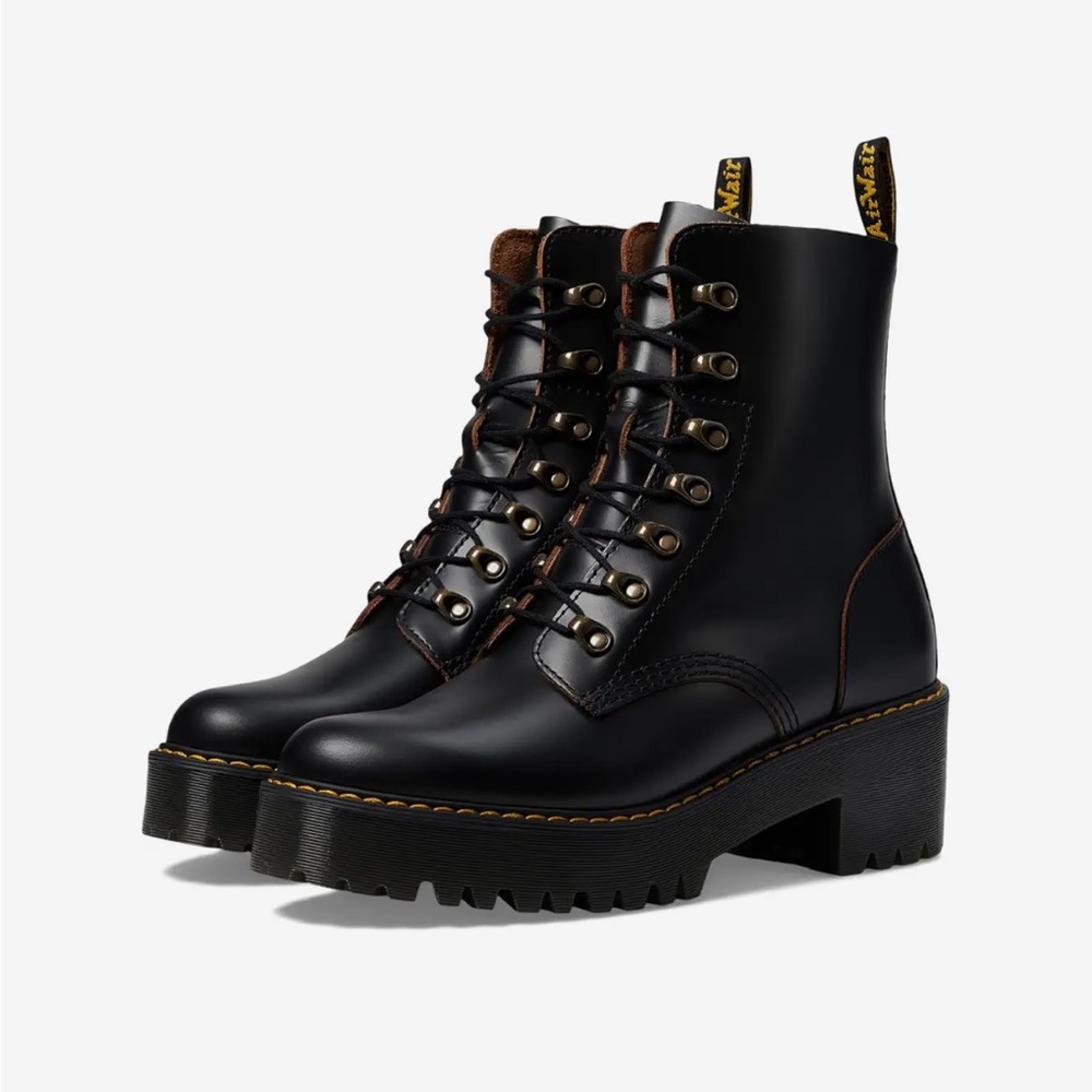Dr. Marten’s Leona Black Boots Size 9